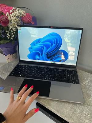 15.6 inch Notebook, Intel Celeron Quad-Core, 8GB RAM, 256GB ROM