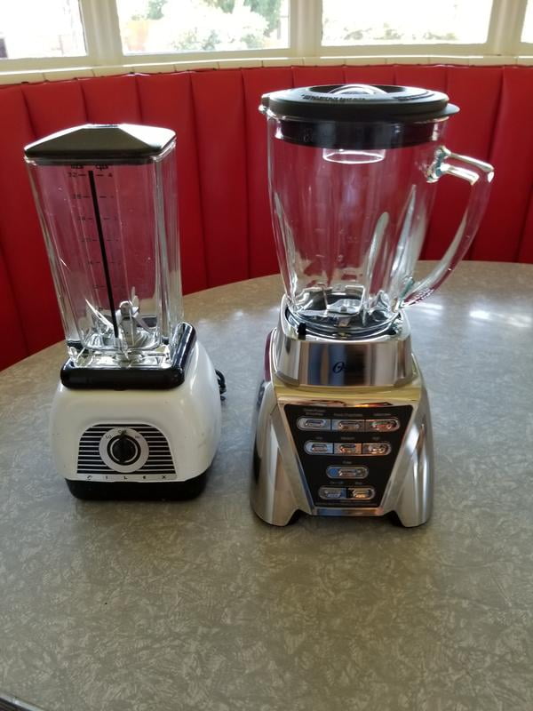 Best Buy: Oster Pro® 1200 Plus Blend-N-Go® Smoothie Cup Black Glass Jar  Black BLSTMB-BBG-000