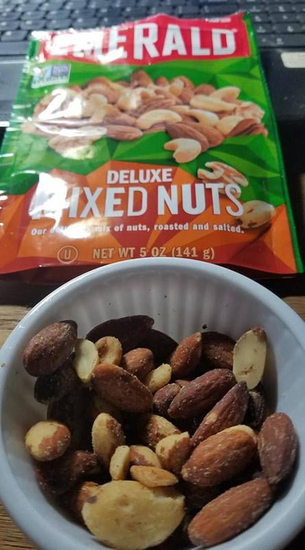 Emerald, Deluxe Mixed Nuts, 5 Oz Resealable Bag, Roasted and