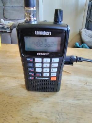 ユニデン BC75XLT エアバンドレシーバー Uniden BC75XLT Handheld Analog Radio Scanner – Uniden