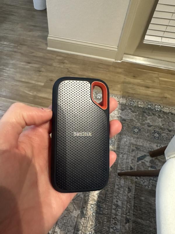 SanDisk 1TB Extreme Portable SSD External Solid State Drive Black