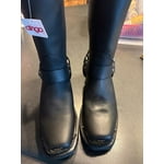 Image 3 of customer photos