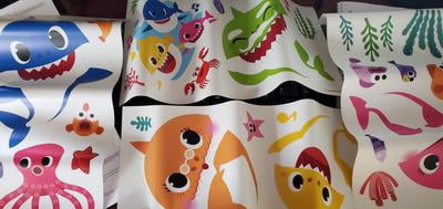 Baby Shark Peel and Stick Giant Wall Decals - Walmart.ca