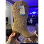 Image 7 of customer photos