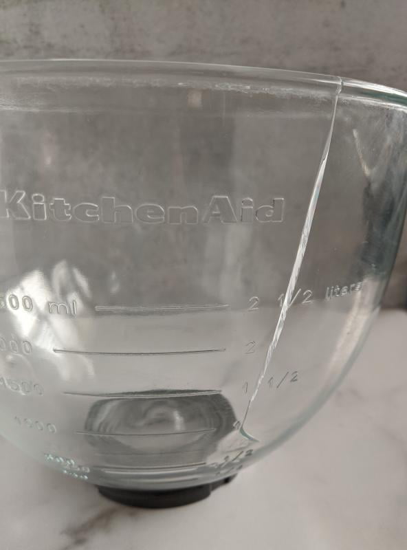 My barely used glass bowl split when I was mixing brioche, I am livid. : r/ Kitchenaid