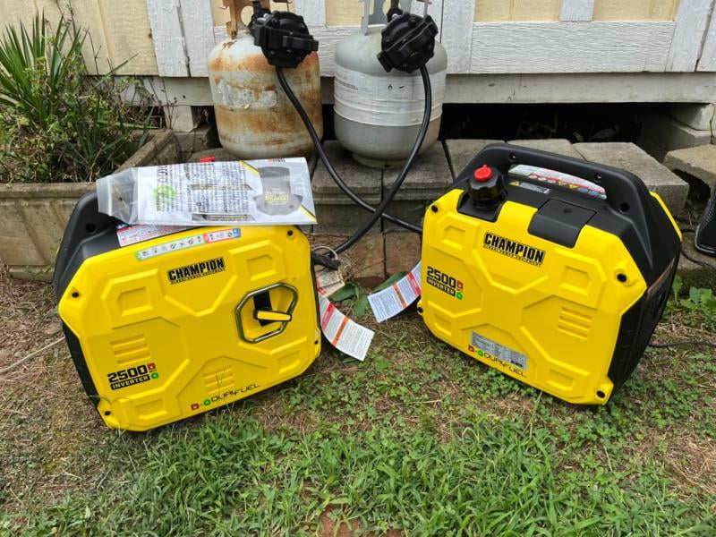 ※G-CHO※ Amazon.com : Champion Power Equipment 2500-Watt Ultralight