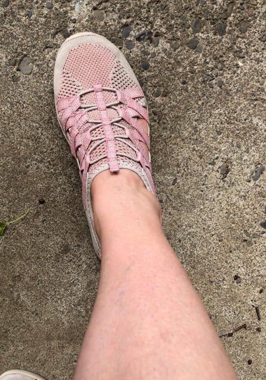 skechers reggae fest hooked sandal