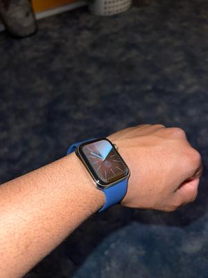 Apple Watch Series 6 GPS + Cellular, 44mm Gold Stainless Steel