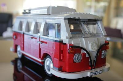 LEGO Creator Expert Volkswagen T1 Camper Van 10220 