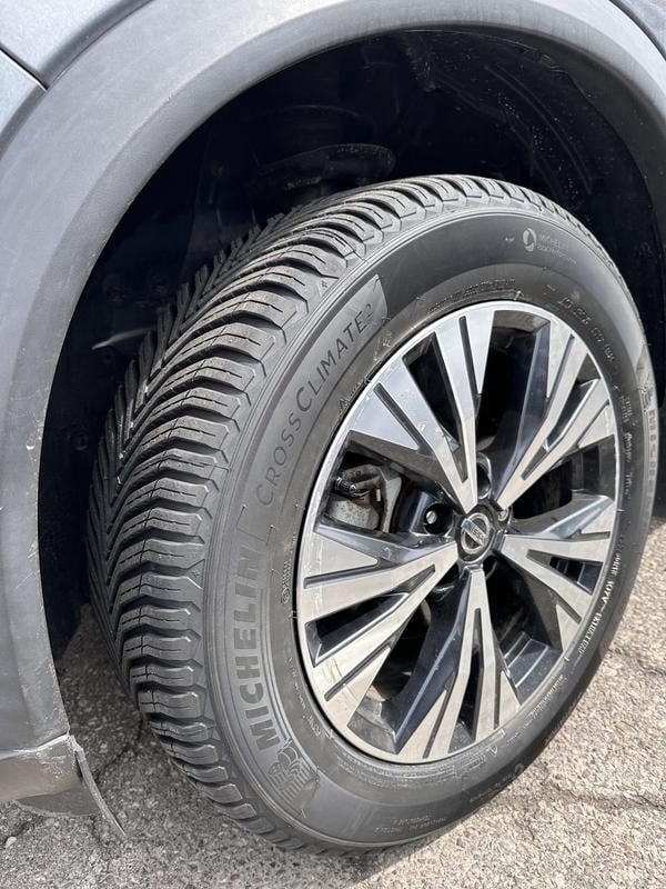 Michelin CrossClimate2 All-Season 225/40R18/XL 92V Tire - Walmart.com