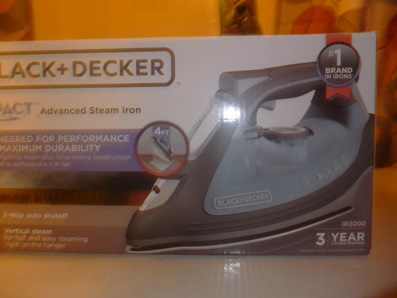  BLACK+DECKER IR3000 Impact Advanced Steam Iron, Maximum  Durability, Gray: Home & Kitchen