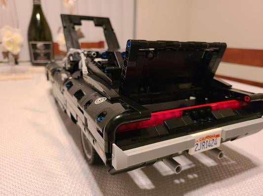 LEGO Technic - The Fast and the Furious: Dom's Dodge Charger (42111) a €  139,99 (oggi)
