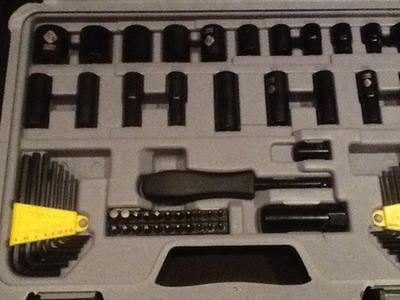 STANLEY, Socket Set, 123 Piece, 1/4