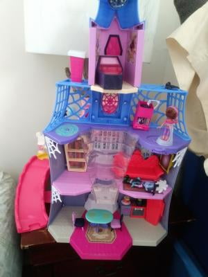 vampirina scare b&b walmart