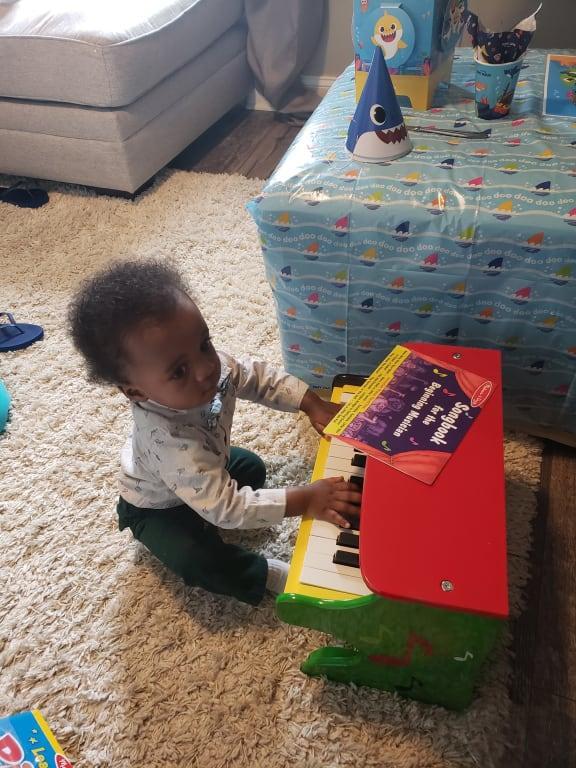 melissa and doug piano walmart