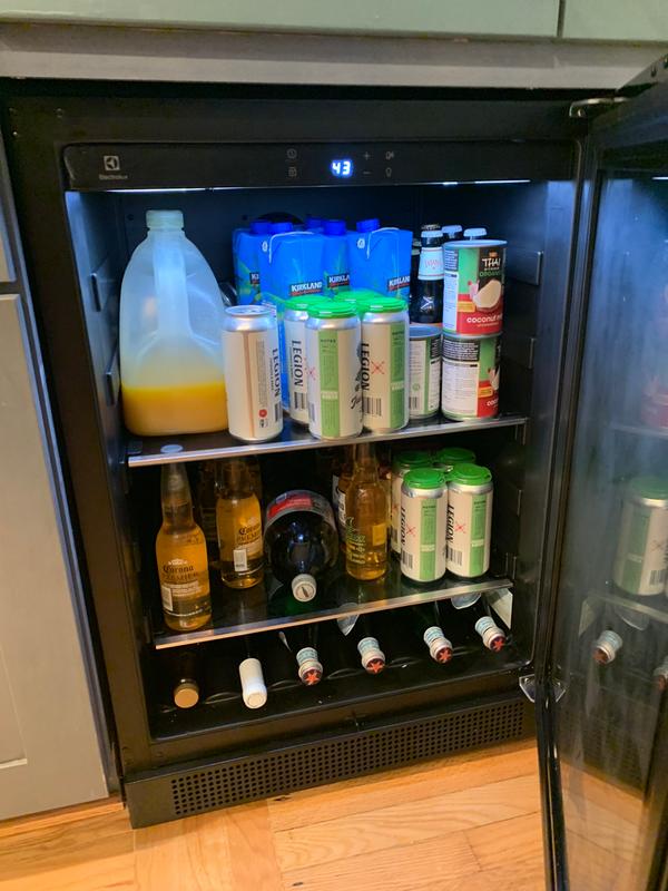 electrolux beverage fridge