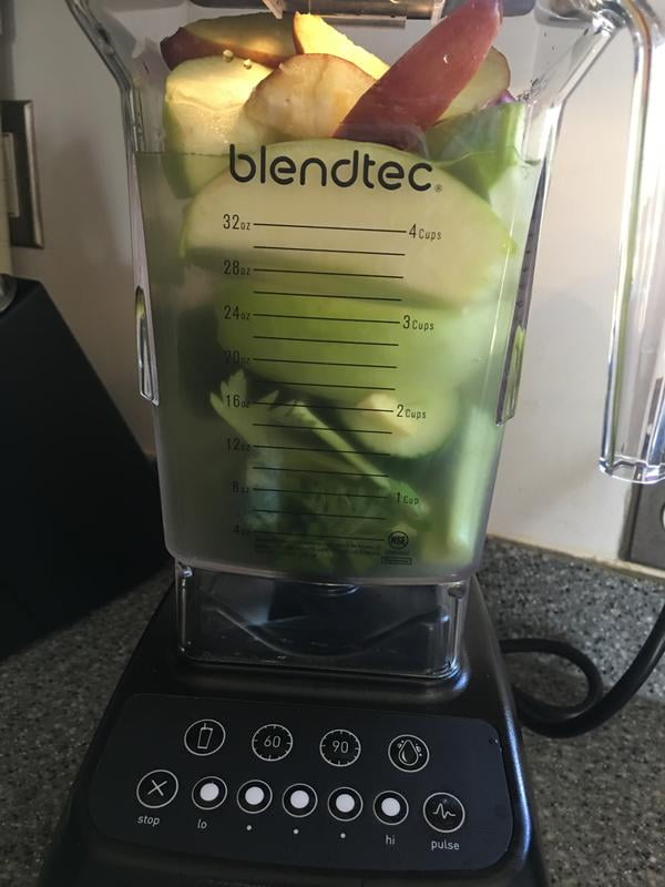 Blendtec A08001-A1GA1A 3.0 HP Chef 600 Blender with one 75 oz. Container