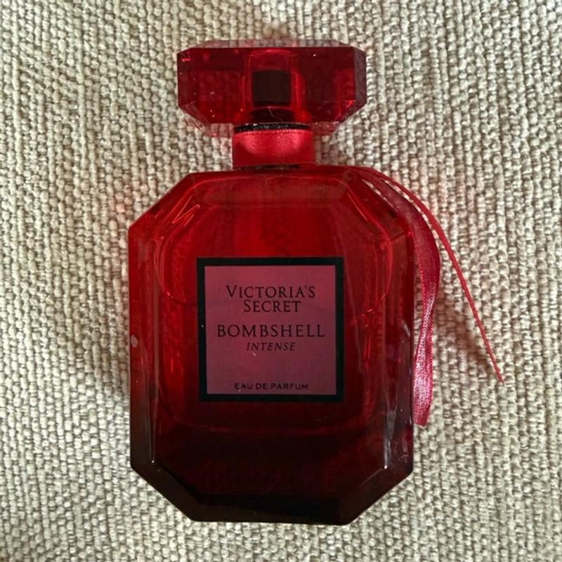 Victoria's Secret Bombshell Eau de Parfum, Fruity Floral, Purple
