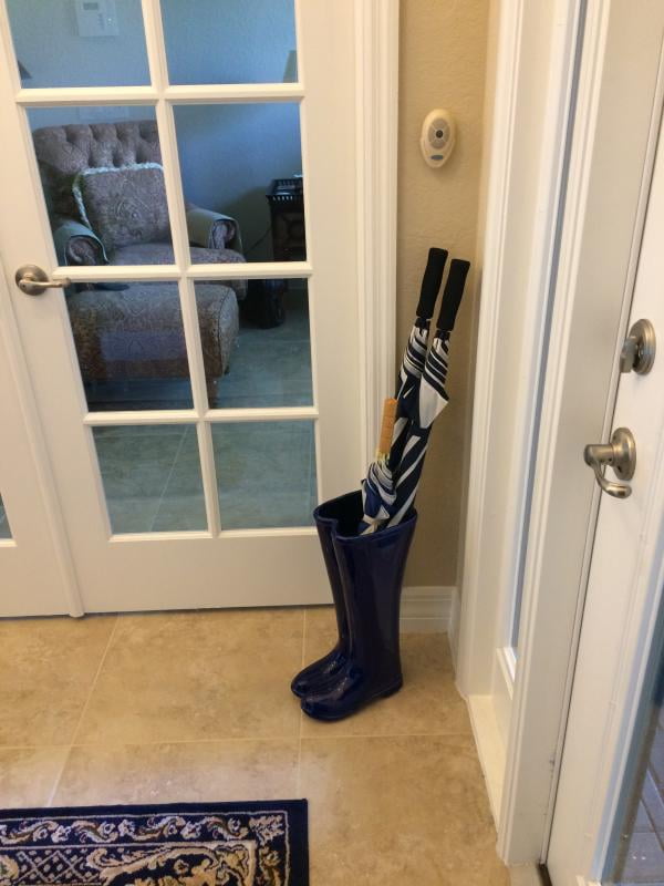 12 x 7 x 19 Inches Sagebrook Home 1059402 Ceramic Boots Umbrella Stand