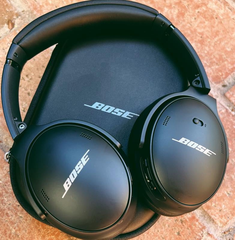 Customer reviews for Bose QuietComfort SE Headphones with Soft Case