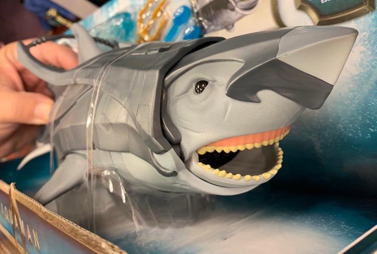 aquaman warrior shark toy