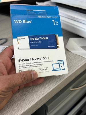WD Blue 2TB SN580 NVMe SSD, Internal SSD - WDS200T3B0E-00CHF0