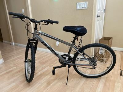 huffy rock creek mountain bike 24
