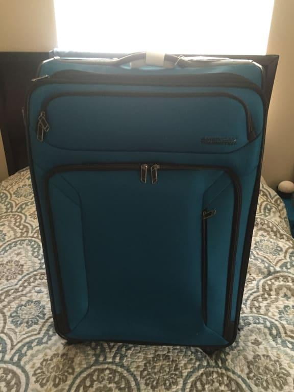 American Tourister Zoom 28