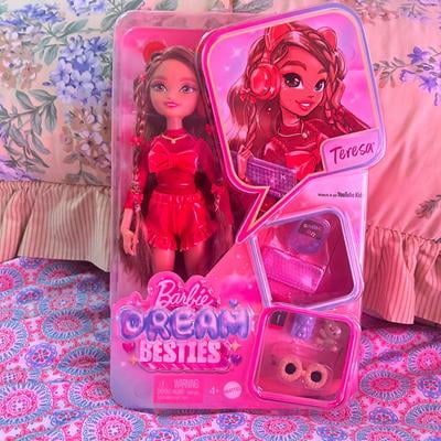 Barbie, Fashion Doll, Teresa, Video Game Accessories Set, 10 Piece