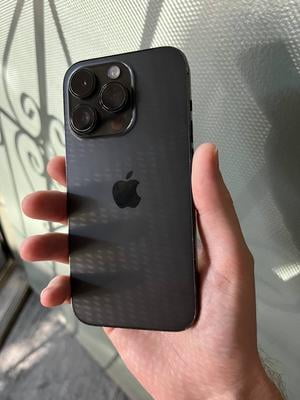 Apple iPhone 14 Pro, Fully Unlocked, 256GB Space Black