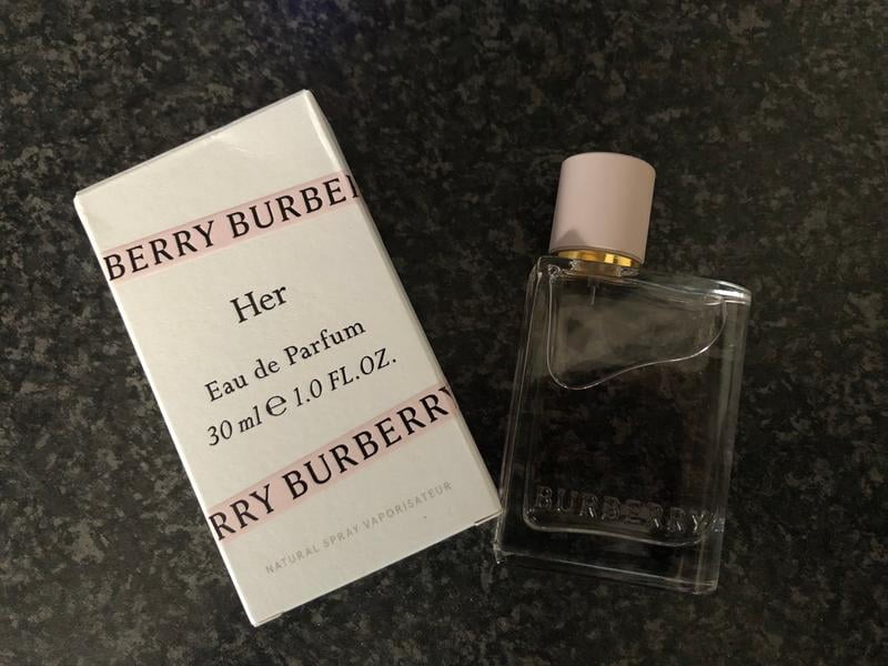 香水(ユニセックス) Burberry Her Eau de Parfum 100ml Burberry Her Eau De Parfum, 1 oz - Sophisticated Feminine