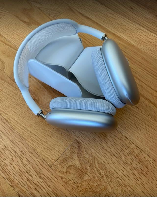 AirPods Max Silver | Employee communication headphones - Walmart