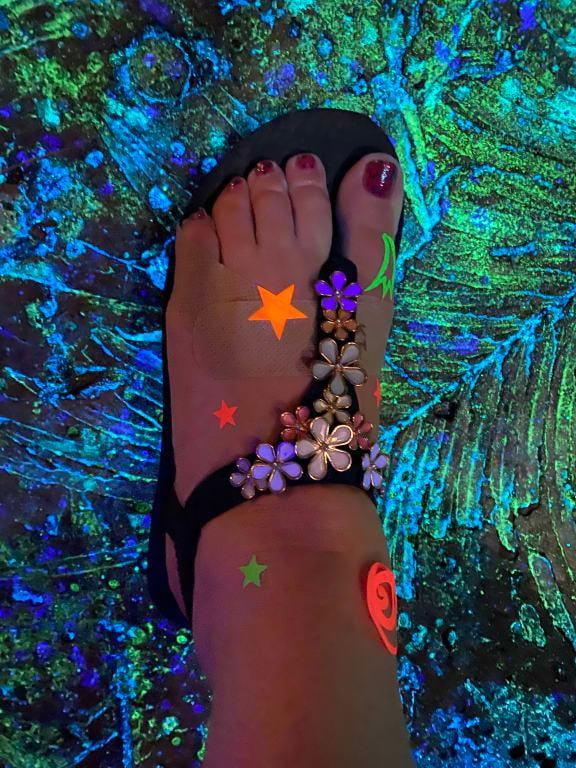 skechers cali meditation glass daisy sandal
