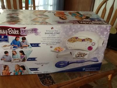  Hasbro Easy-Bake Ultimate Oven Baking Star Edition : Toys &  Games