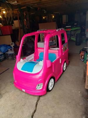 Walmart barbie camper power wheels hotsell