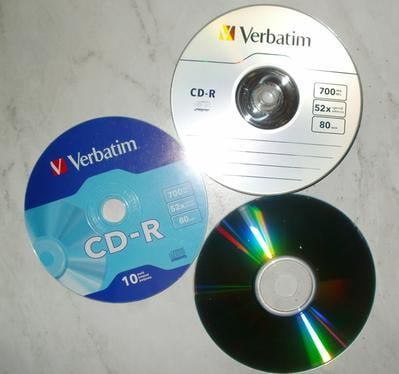 CD R Blank Discs, 52X 700MB Recordable Disc Blank CDs for Burning and  Storing Digital Images Music Data Audio Stable Performance (10PCS)