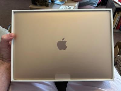 MacBook Air M1 RAM8GB ROM256GB ゴールド Amazon.com: Apple Late 2020 MacBook Air with Apple M1 Chip, 13