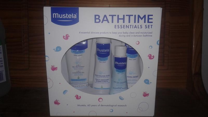 mustela bath time essentials set