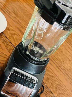 Hamilton Beach Quiet Kitchen Wave Action Smoothie Blender, 48 oz