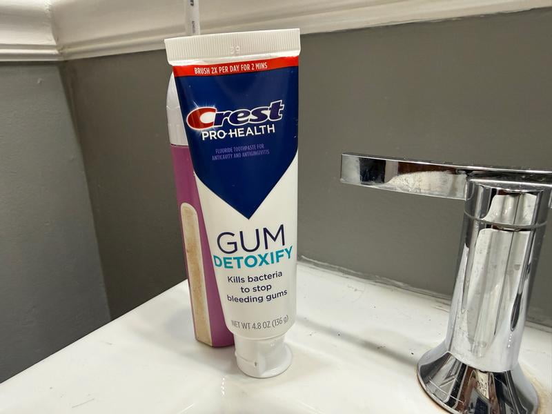 Crest Pro-Health Anti-Plaque Enamel Gum Detoxify Toothpaste, Deep