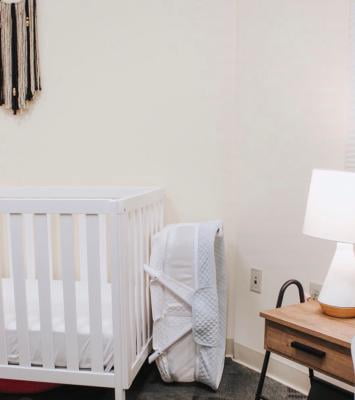 simmons kids ultra compact travel bassinet