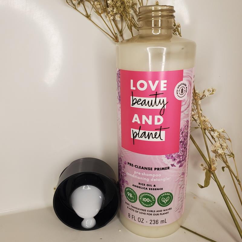 Love Beauty and Planet Rice Oil & Angelica Essence Pre-Cleanse
