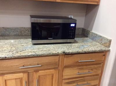 galanz microwave +air fryer combo 900watts 0.9cu.ft for Sale in Rialto, CA  - OfferUp
