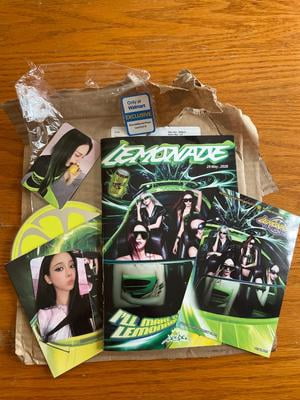 aespa-The 2nd Album 'LEMONADE' (P.O.S. Ver.) (Walmart Exclusive