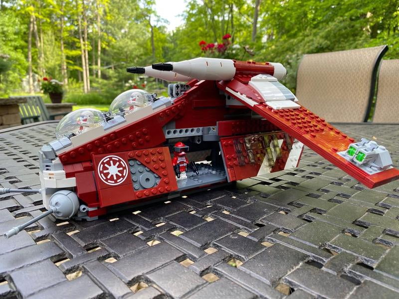 LEGO Star Wars: The Clone Wars Coruscant Guard Gunship, 75354