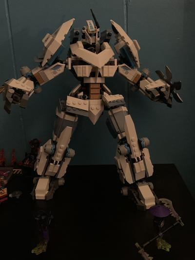 LEGO NINJAGO Legacy Le robot de combat Titan de Zane 71738
