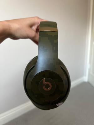 Beats by Dr. Dre Studio3 Camo Noise Cancelling Bluetooth