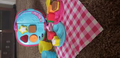 Leapfrog 603603 Formes & Partage Panier de Pique-Nique Jouet éducatif et interactif 16 pièces pour Jeu créatif et d'apprentissage pour garçons et Filles de 6 Mois, 1, 2, 3 Ans, Rose, Taille