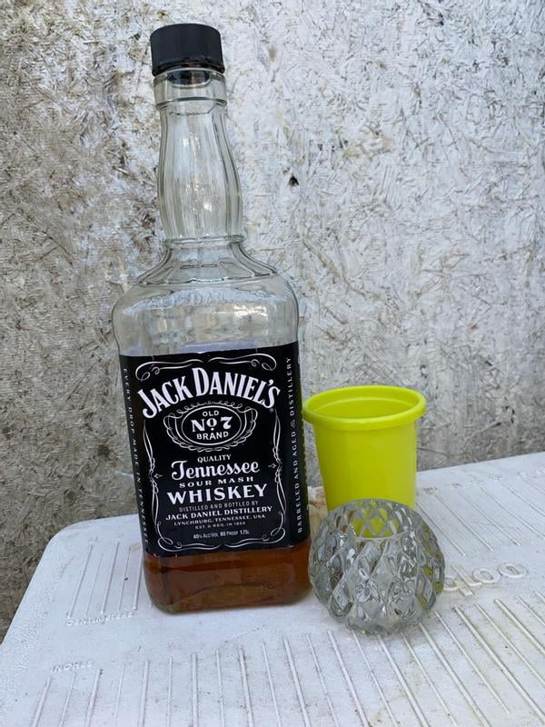 Jack Daniel's, Tennessee Whiskey, Old No. 7, 750 mL Bottle