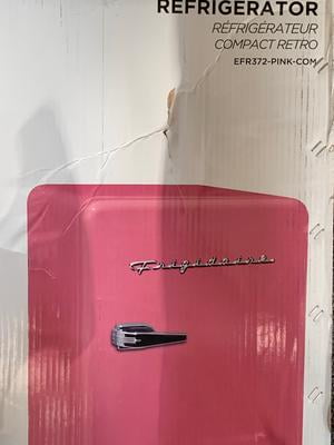 Frigidaire 3.2 Cu ft Single Door Retro Compact Fridge EFR372 Pink